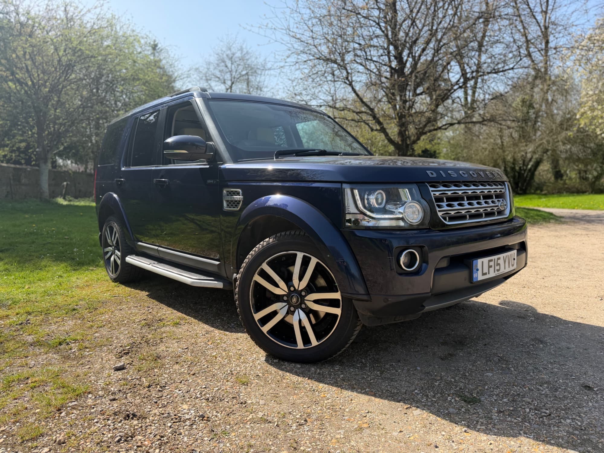 LAND ROVER Discovery 4 3.0 SD V6 HSE Luxury Auto 4WD Euro 5 (s/s) 5dr